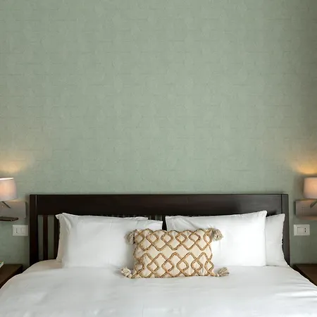 Riviera Collection Chiaia 4* Naples